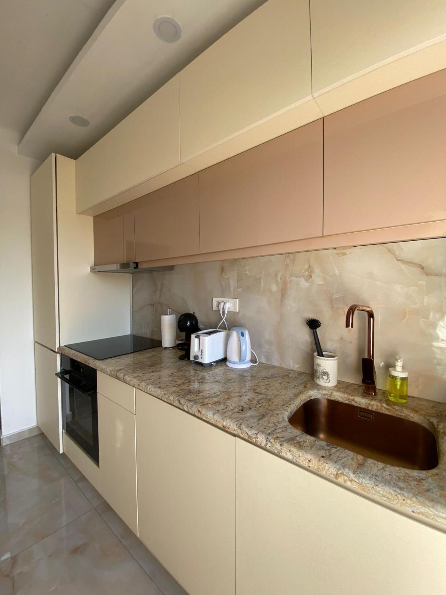 Apartment Wellness Belgrad Exteriör bild