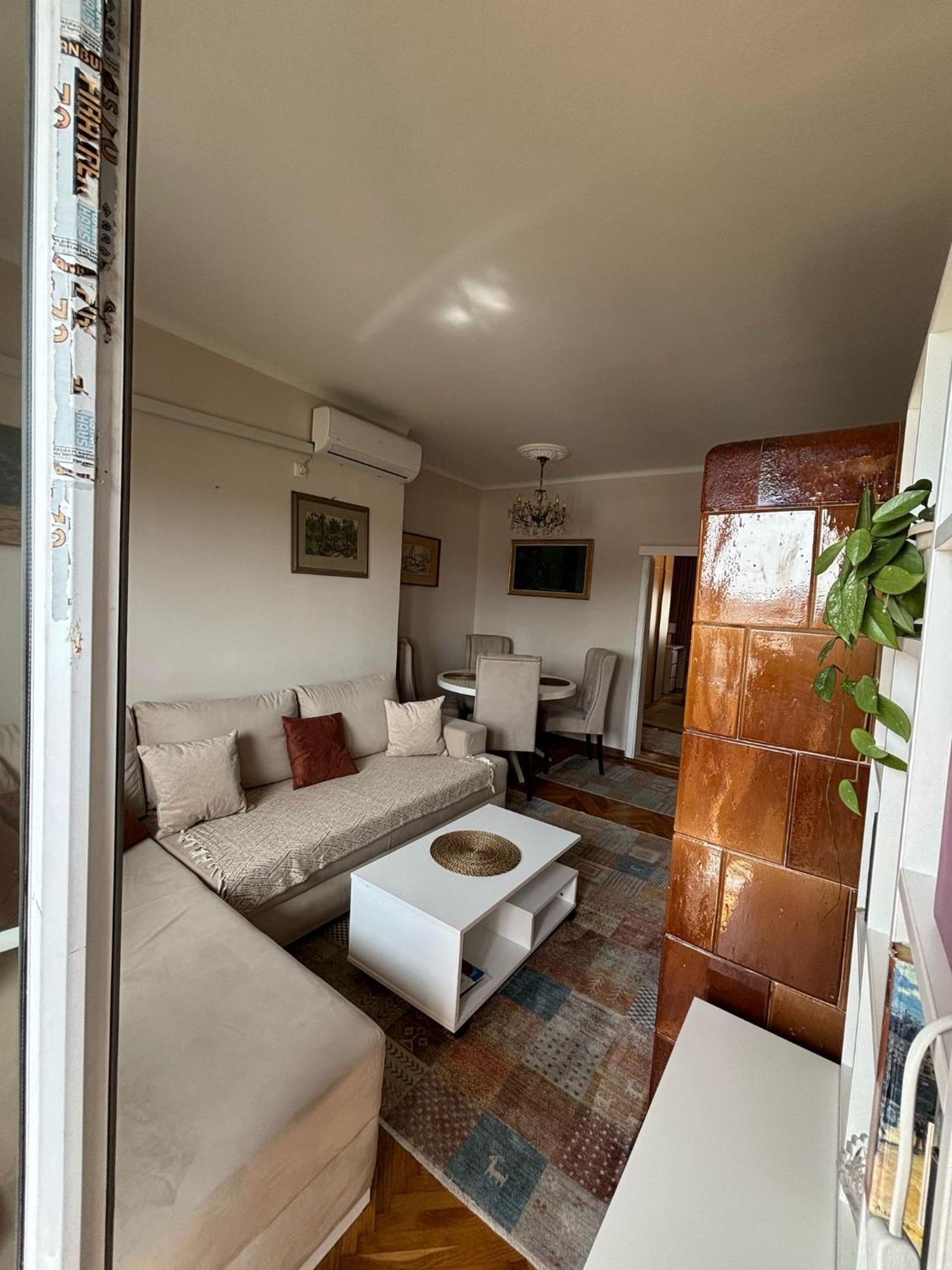Apartment Wellness Belgrad Exteriör bild