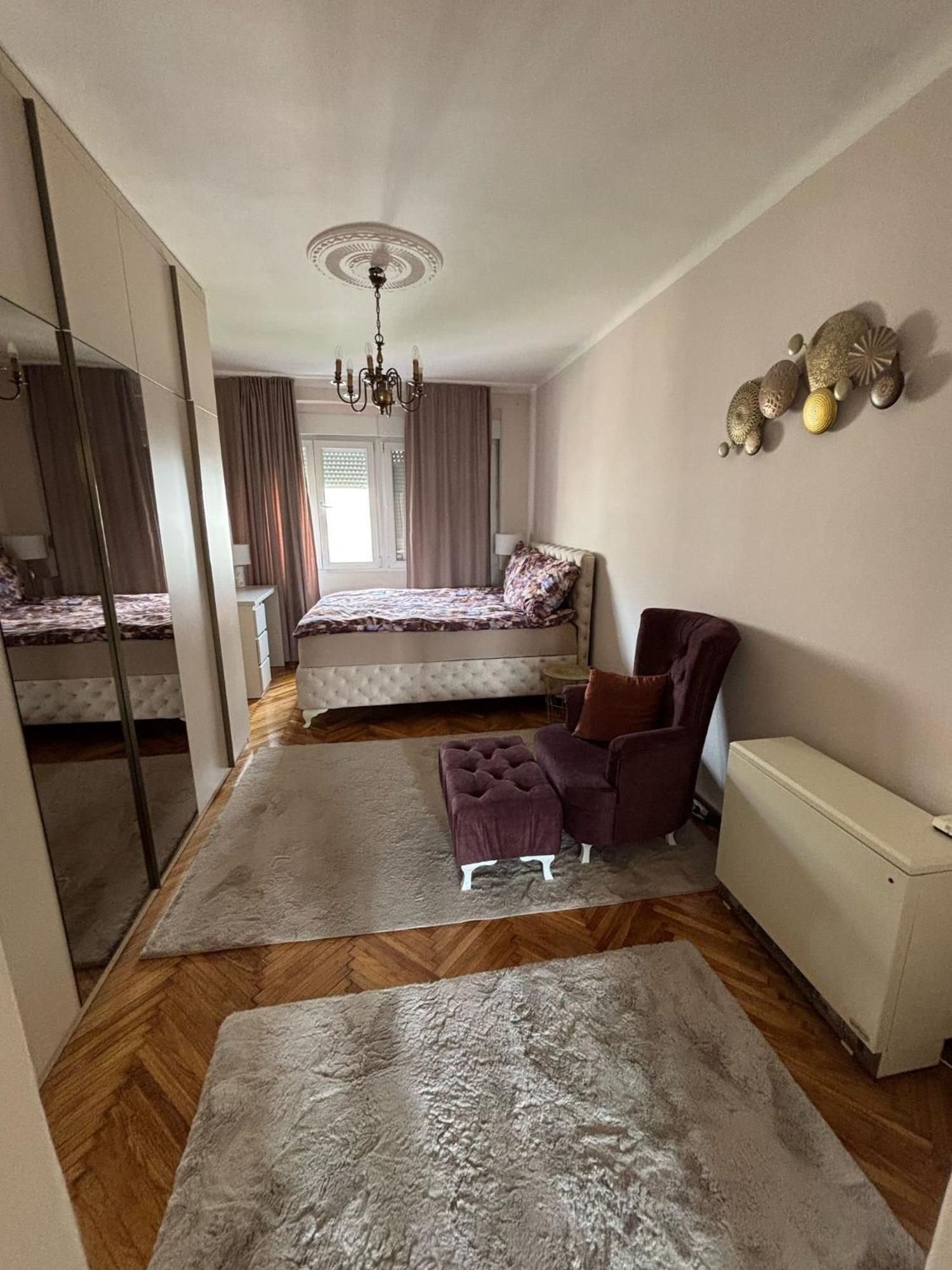 Apartment Wellness Belgrad Exteriör bild