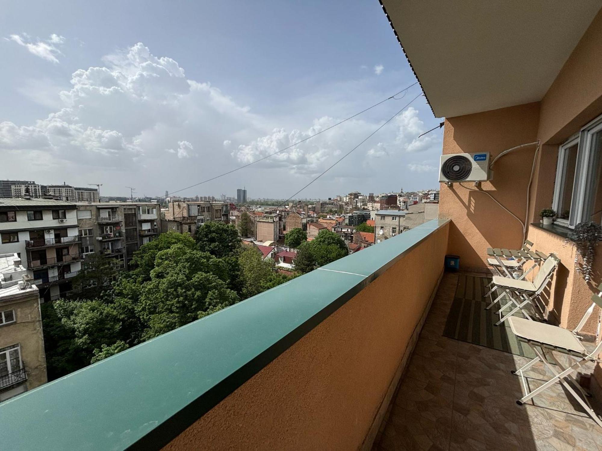 Apartment Wellness Belgrad Exteriör bild